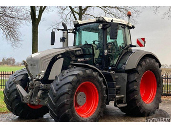 Traktor Fendt 939 Vario Profi Plus 