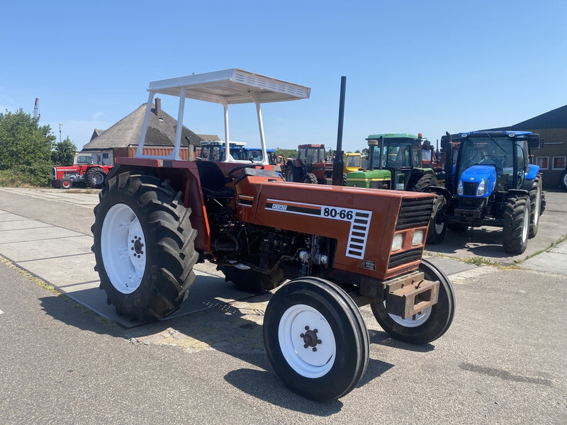 Traktor Fiat 80-66