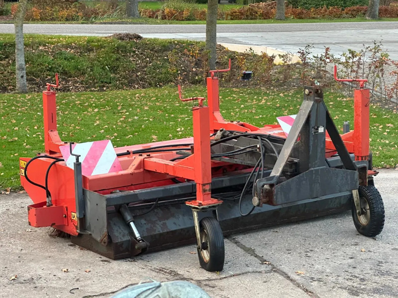 Traktor Hekamp Veegmachine met opvangbak Hydraulisch borstel