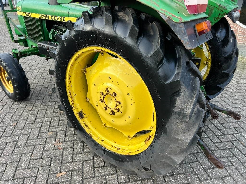 Traktor John Deere 1130