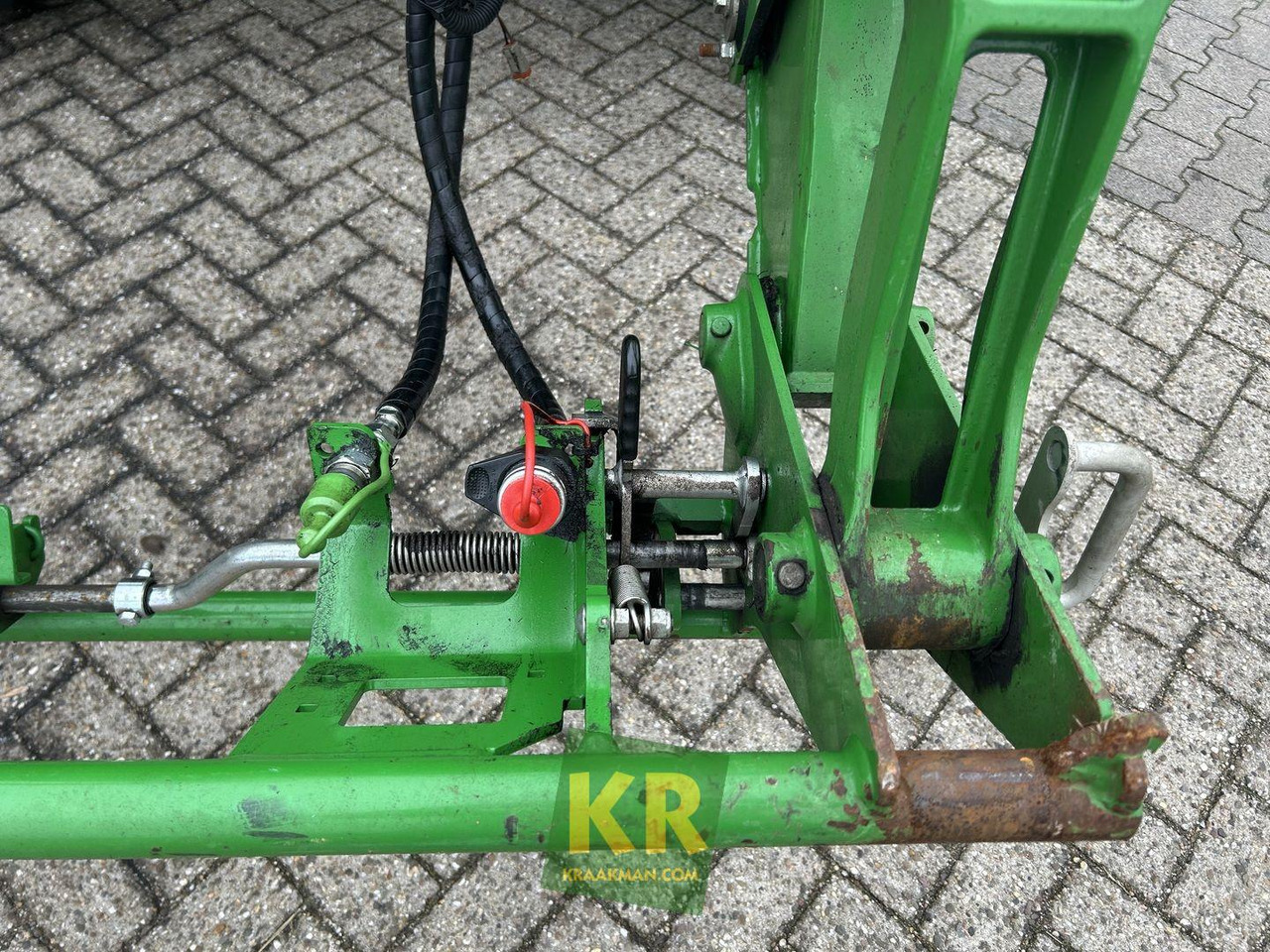 Traktor John Deere 6110R