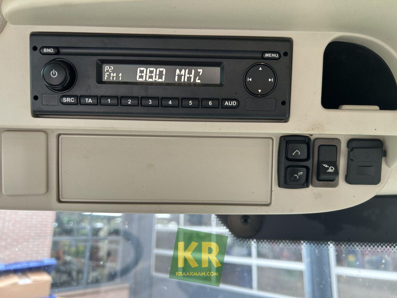 Traktor John Deere 6110R