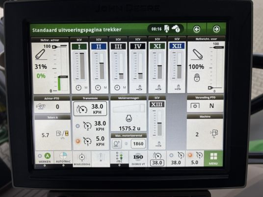 Traktor John Deere 6r215