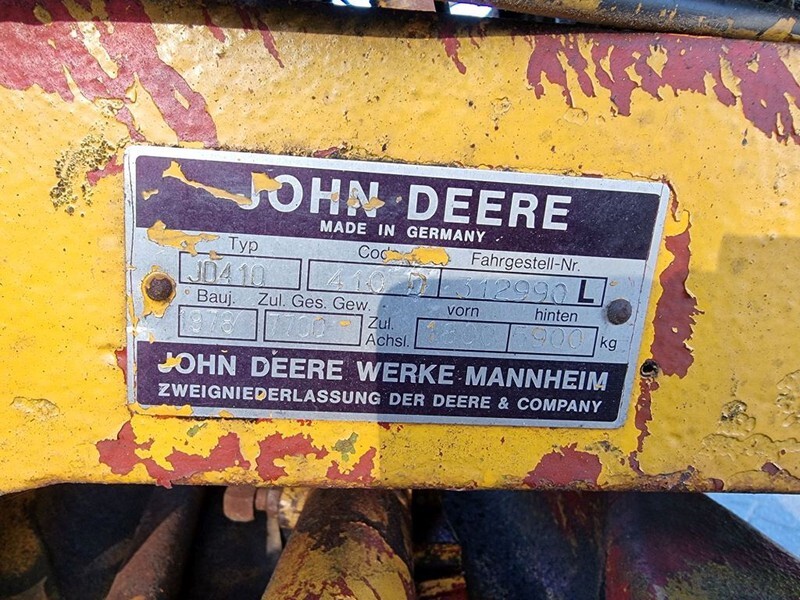 Traktor John Deere JD410