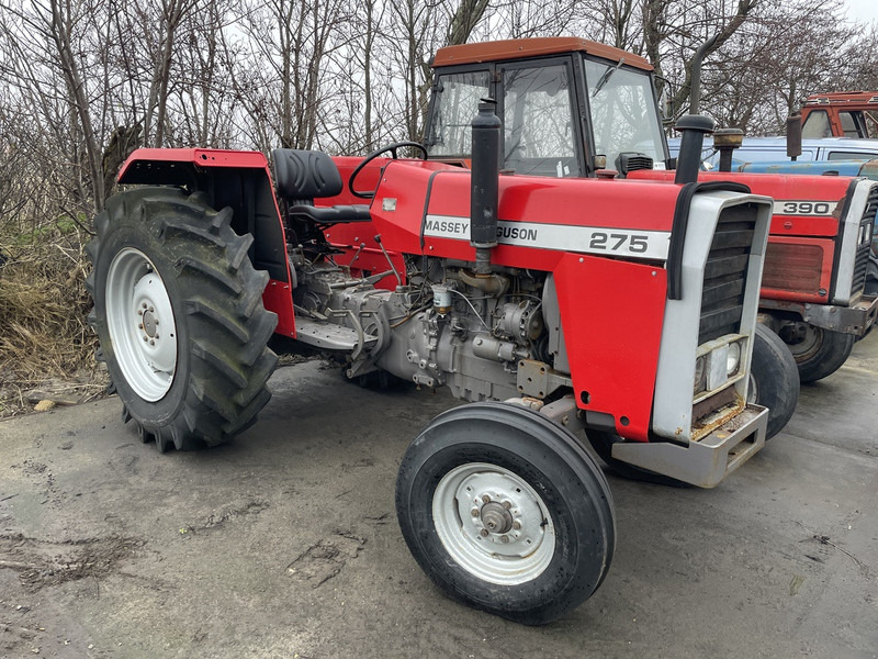 Traktor Massey Ferguson 275