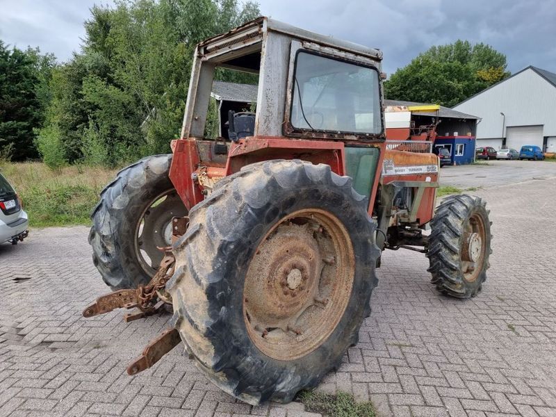 Traktor Massey Ferguson 592 - 4x4
