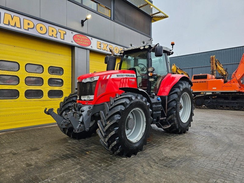 Traktor Massey Ferguson 7722 Dyna 6
