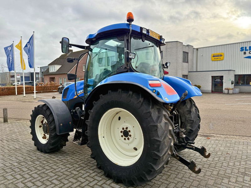 Traktor New Holland T6020 Elite