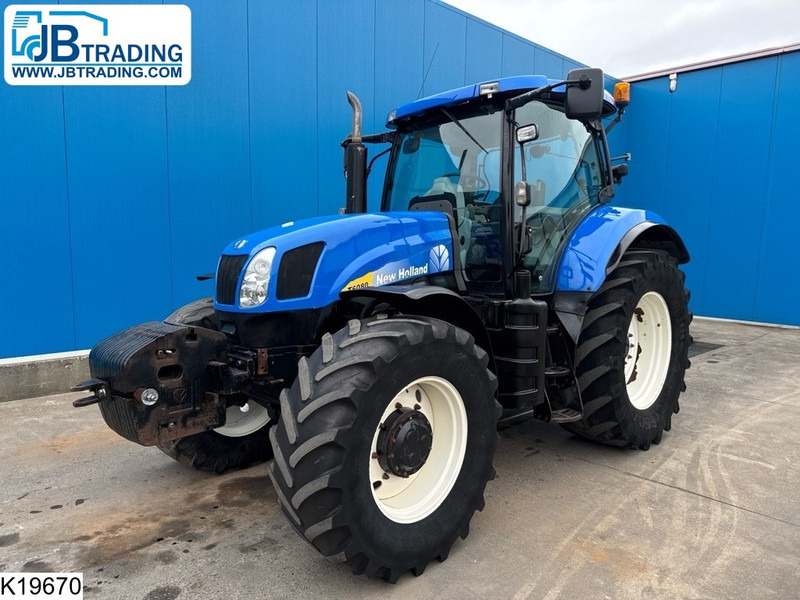 Traktor New Holland T6080