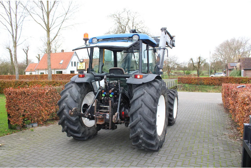 Traktor New Holland TN75S