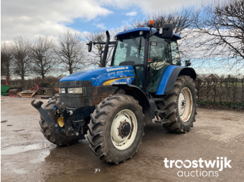 Traktor New holland TM130