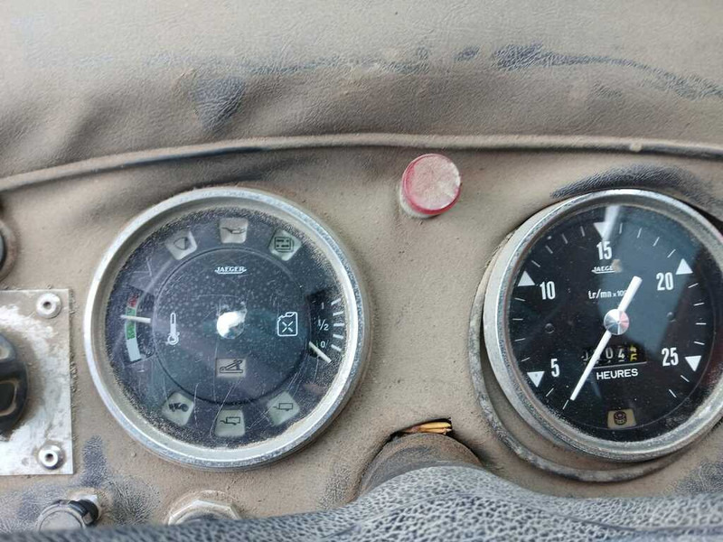 Traktor Renault 781-4