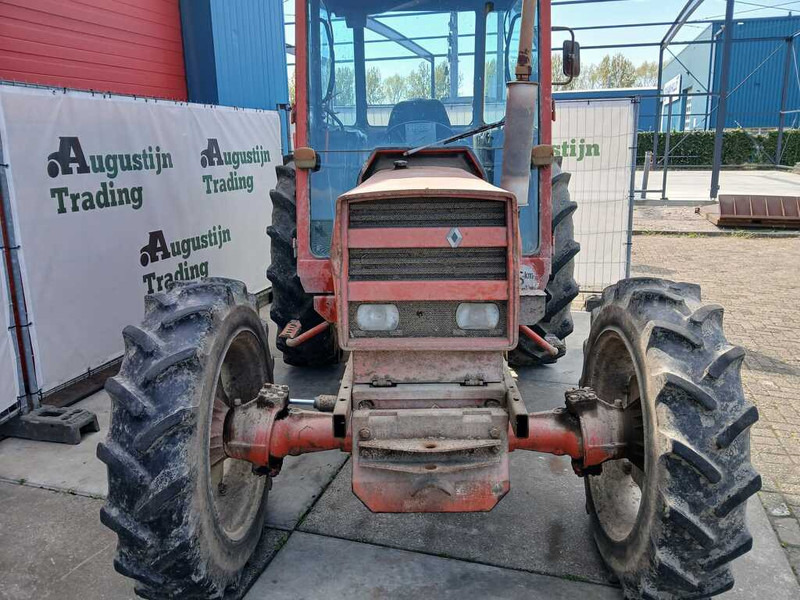 Traktor Renault 781-4