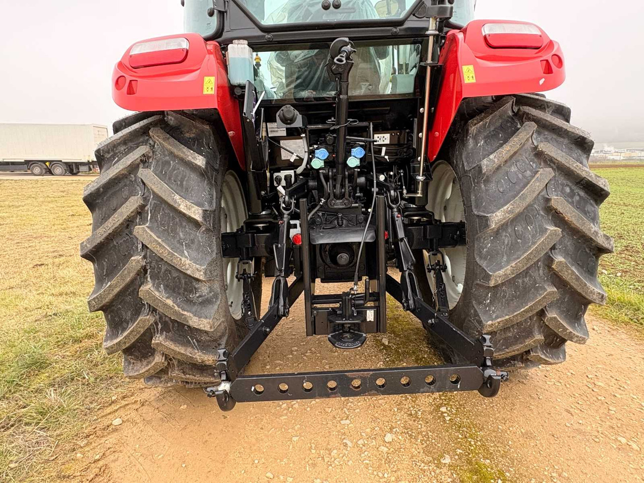 Traktor STEYR 4065 S - COMPACT ALL-WHEEL DRIVE TRACTOR (2022)