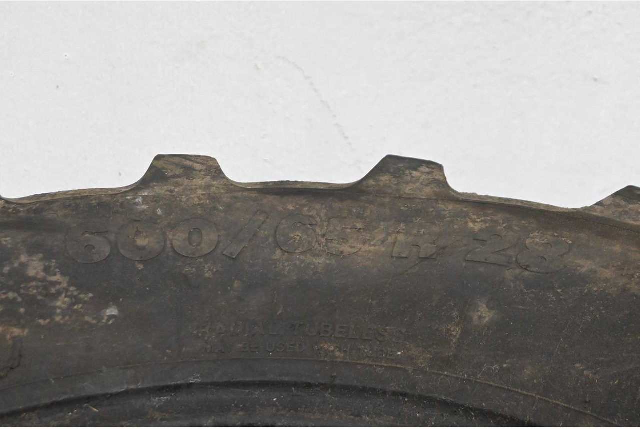 Traktor VREDESTEIN 600/65R28 TRACTOR TIRE (2X)