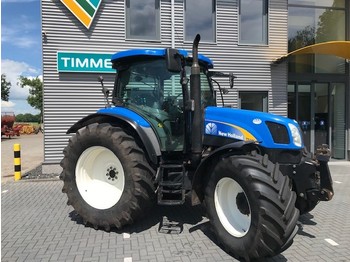Traktor new holland TS110A: das Bild 1