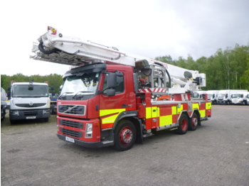 VOLVO FM9 340 Feuerwehrfahrzeug