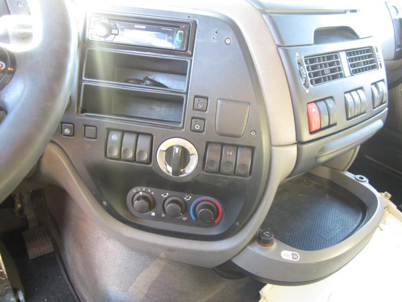 Sattelzugmaschine DAF XF105 460