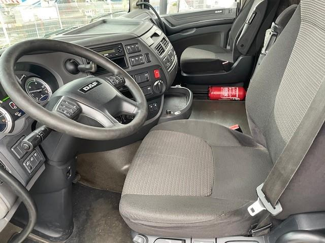 Sattelzugmaschine DAF XF105 460