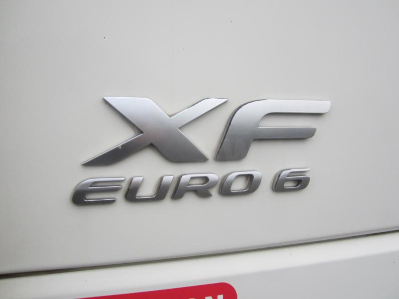 Sattelzugmaschine DAF XF105 460