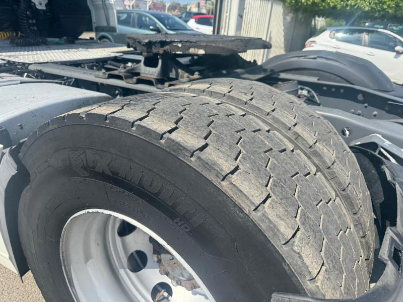 Sattelzugmaschine DAF XF105 510