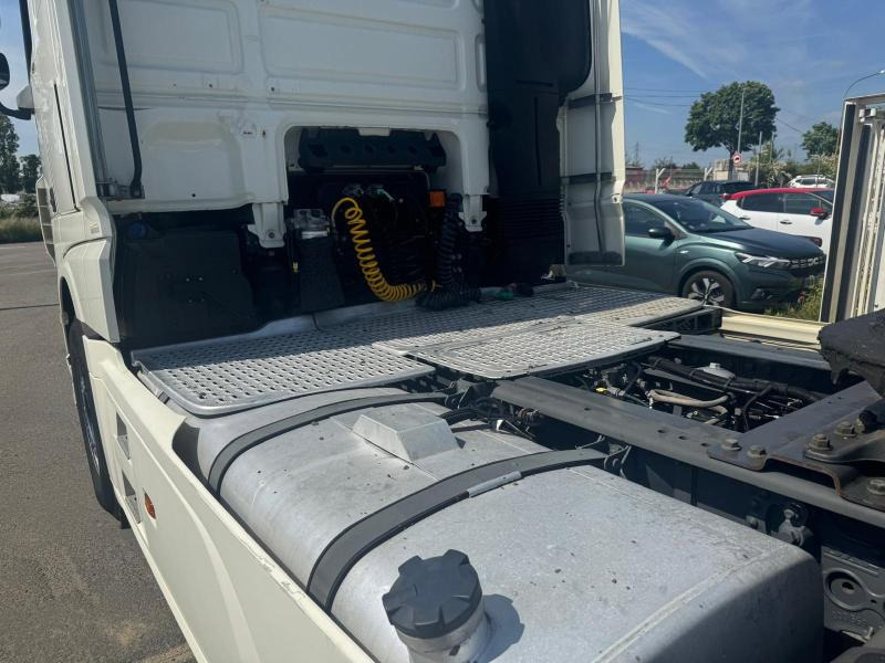 Sattelzugmaschine DAF XF105 510