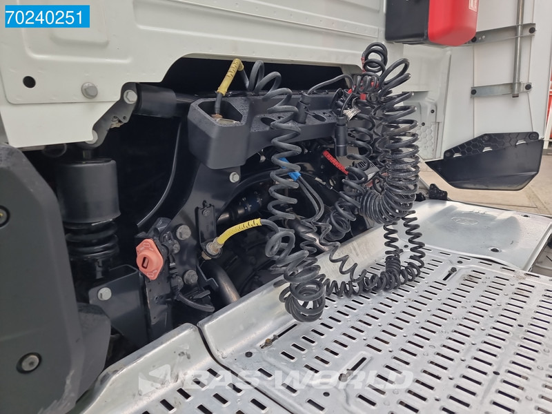 Sattelzugmaschine DAF XF 480 4X2 Retarder Standklima ACC LED Euro 6: das Bild 16