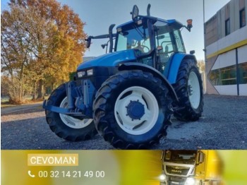 Sattelzugmaschine DIV. New Holland TS115 4x4 Tractor Handgeschakeld: das Bild 1