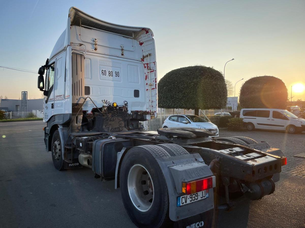 Sattelzugmaschine Iveco Stralis 560