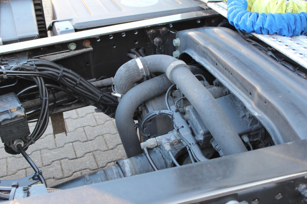 Sattelzugmaschine MAN TGX 18.510 E6 XXL Retarder Kühlbox Navi