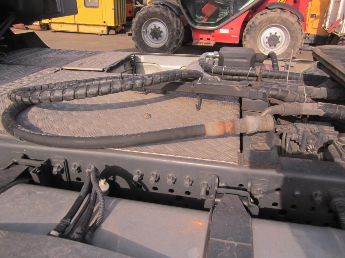 Sattelzugmaschine Mercedes Actros 1845