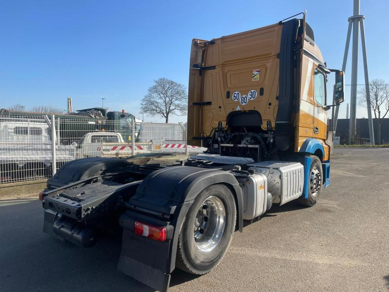 Sattelzugmaschine Mercedes Actros 1845