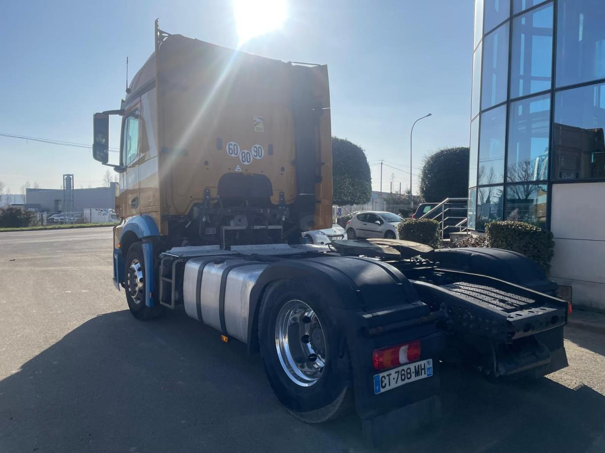 Sattelzugmaschine Mercedes Actros 1845