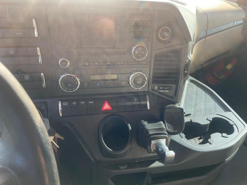 Sattelzugmaschine Mercedes Actros 1845