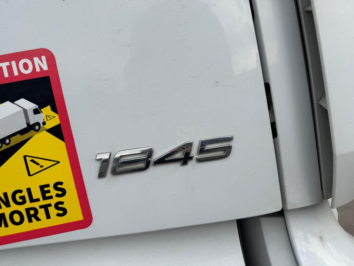 Sattelzugmaschine Mercedes Actros 1845