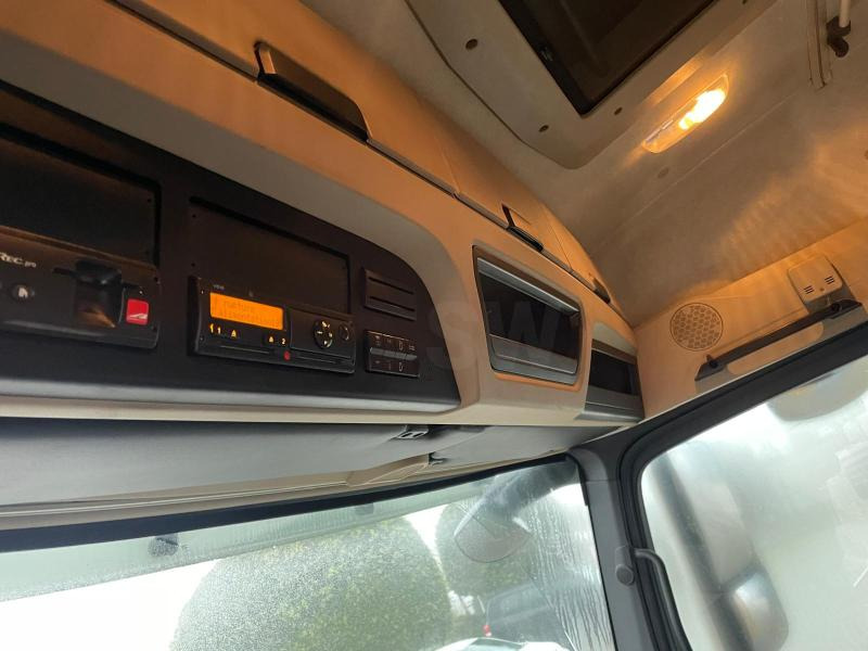 Sattelzugmaschine Mercedes Actros 1845