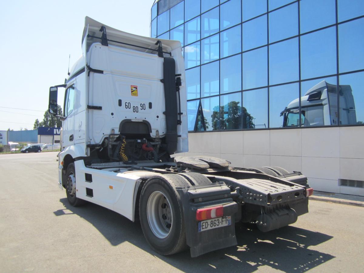 Sattelzugmaschine Mercedes Actros 1845