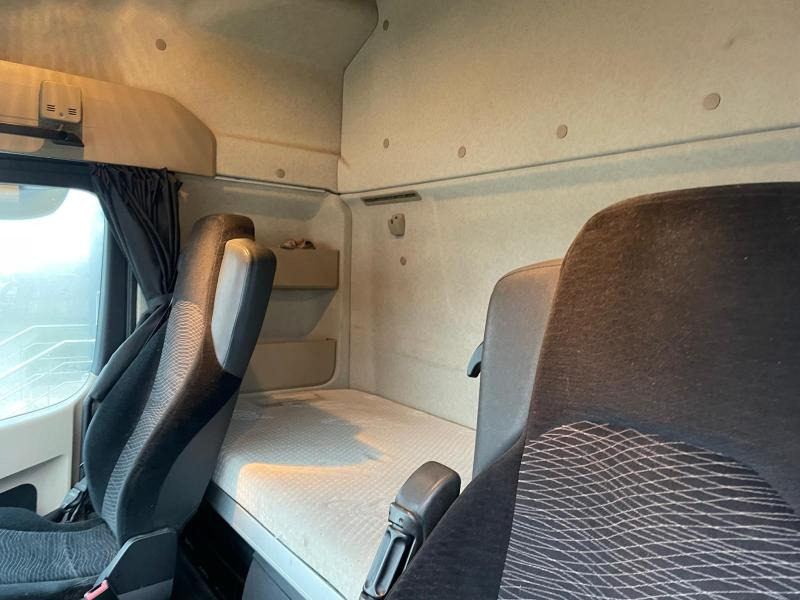 Sattelzugmaschine Mercedes Actros 1845