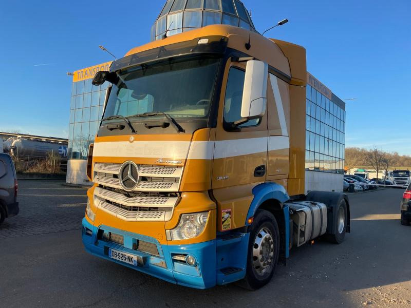 Sattelzugmaschine Mercedes Actros 1845