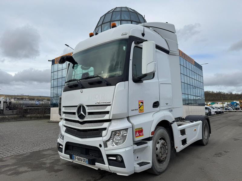 Sattelzugmaschine Mercedes Actros 1845
