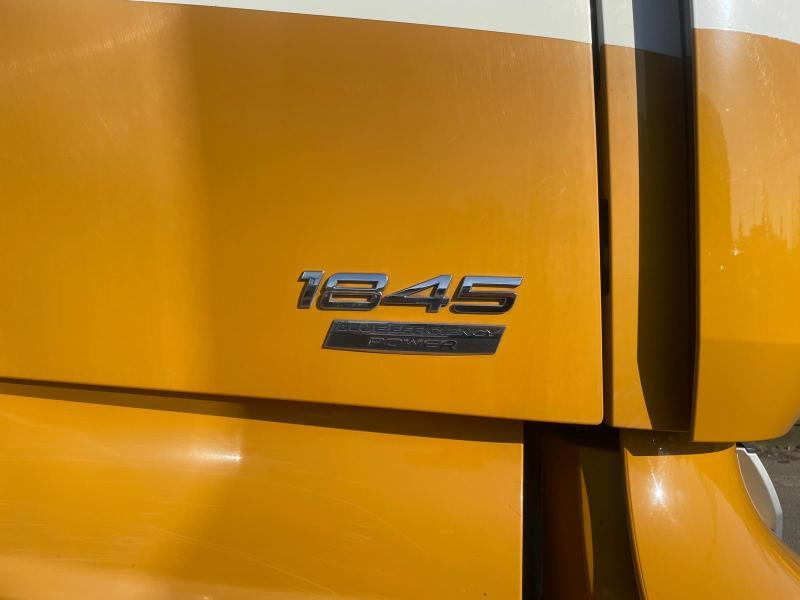 Sattelzugmaschine Mercedes Actros 1845