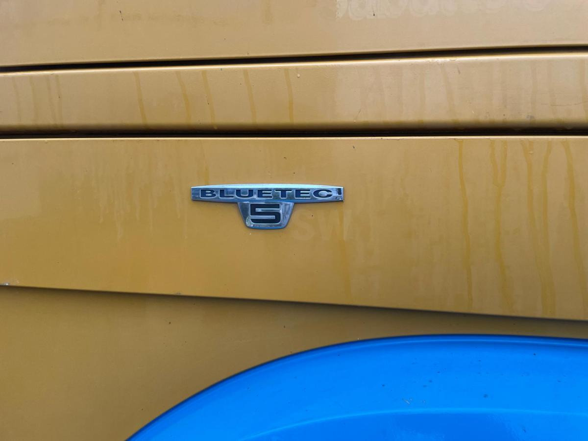 Sattelzugmaschine Mercedes Actros 1845