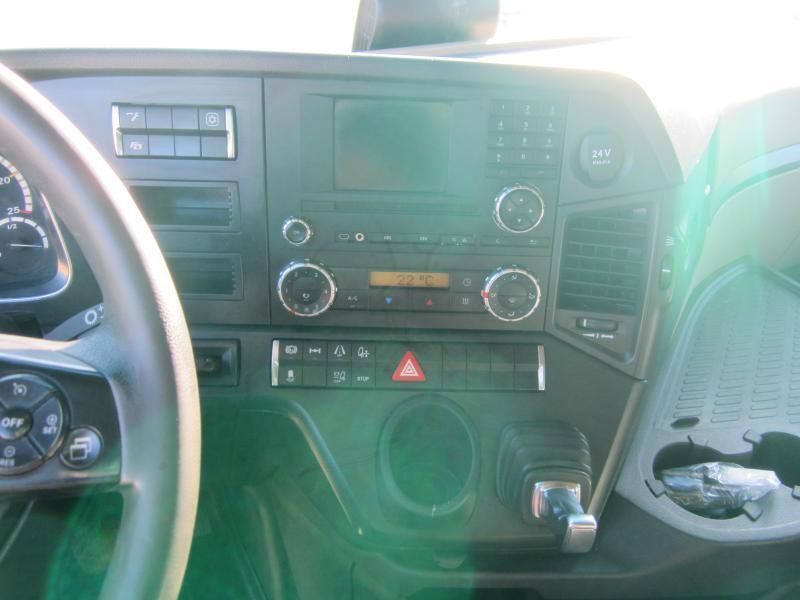 Sattelzugmaschine Mercedes Actros 1848