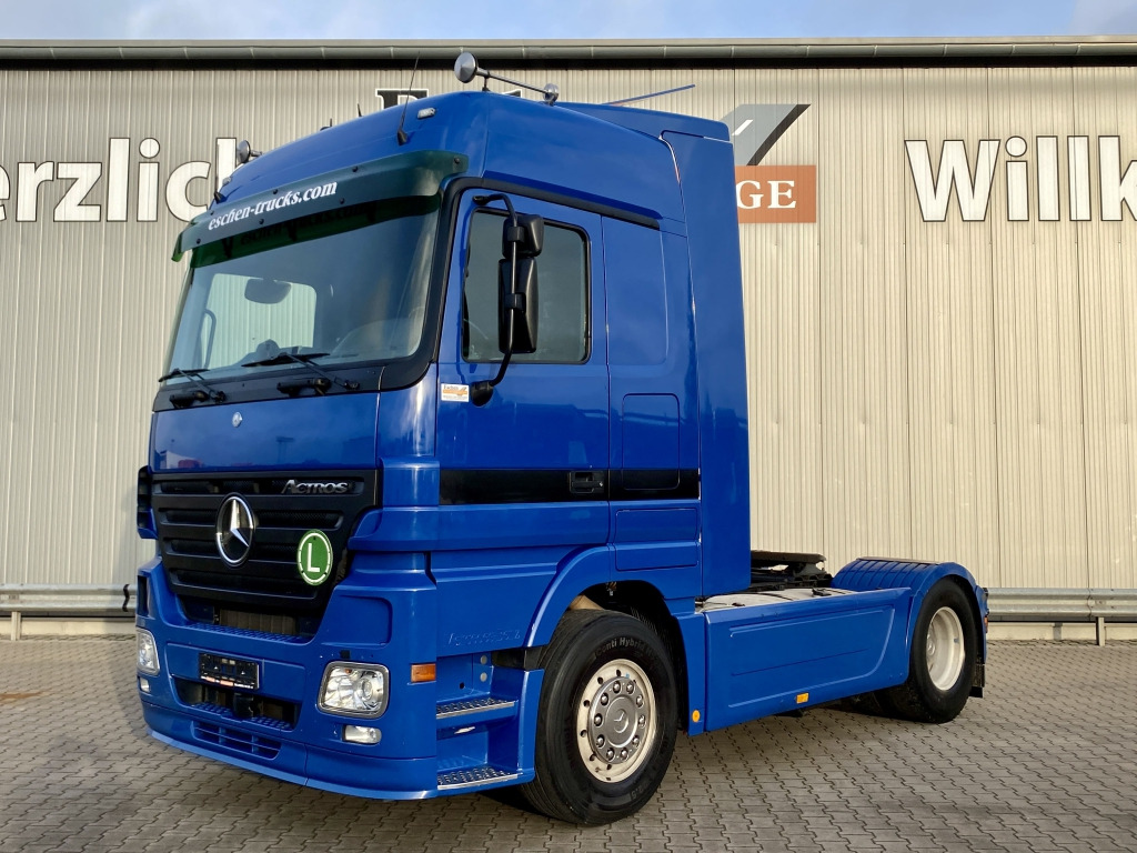 Sattelzugmaschine Mercedes-Benz 1844 LS Actros MP2