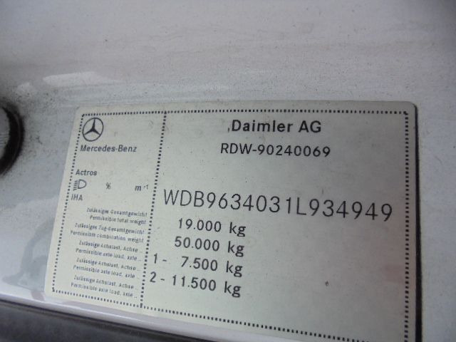 Sattelzugmaschine Mercedes-Benz Actros 1842 LS EUR6: das Bild 18