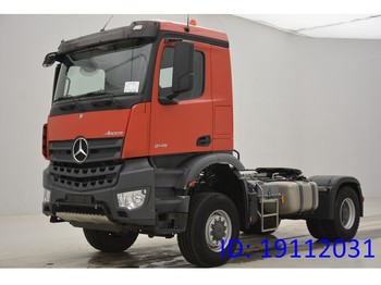 Sattelzugmaschine Mercedes-Benz Arocs 2145AS - 4x4: das Bild 1