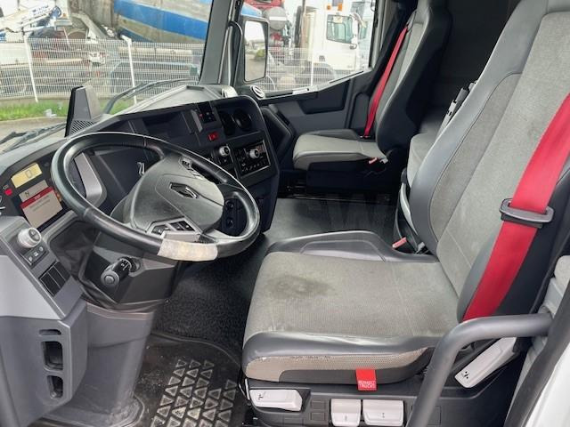 Sattelzugmaschine Renault Gamme T 460