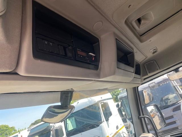 Sattelzugmaschine Renault Kerax 430dxi