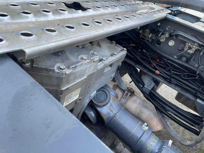 Sattelzugmaschine Renault Lander