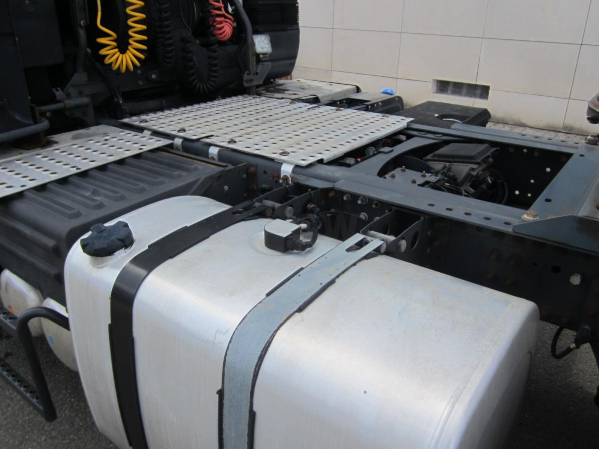 Sattelzugmaschine Renault Premium 460 DXI